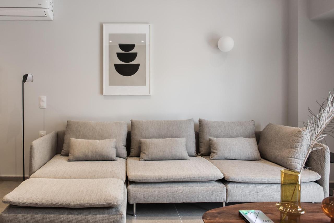 Marvelous 2Br Apartments With Balcony By Upstreet Atenas Exterior foto