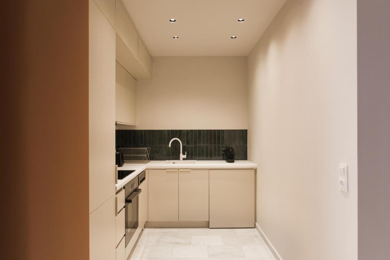 Marvelous 2Br Apartments With Balcony By Upstreet Atenas Exterior foto