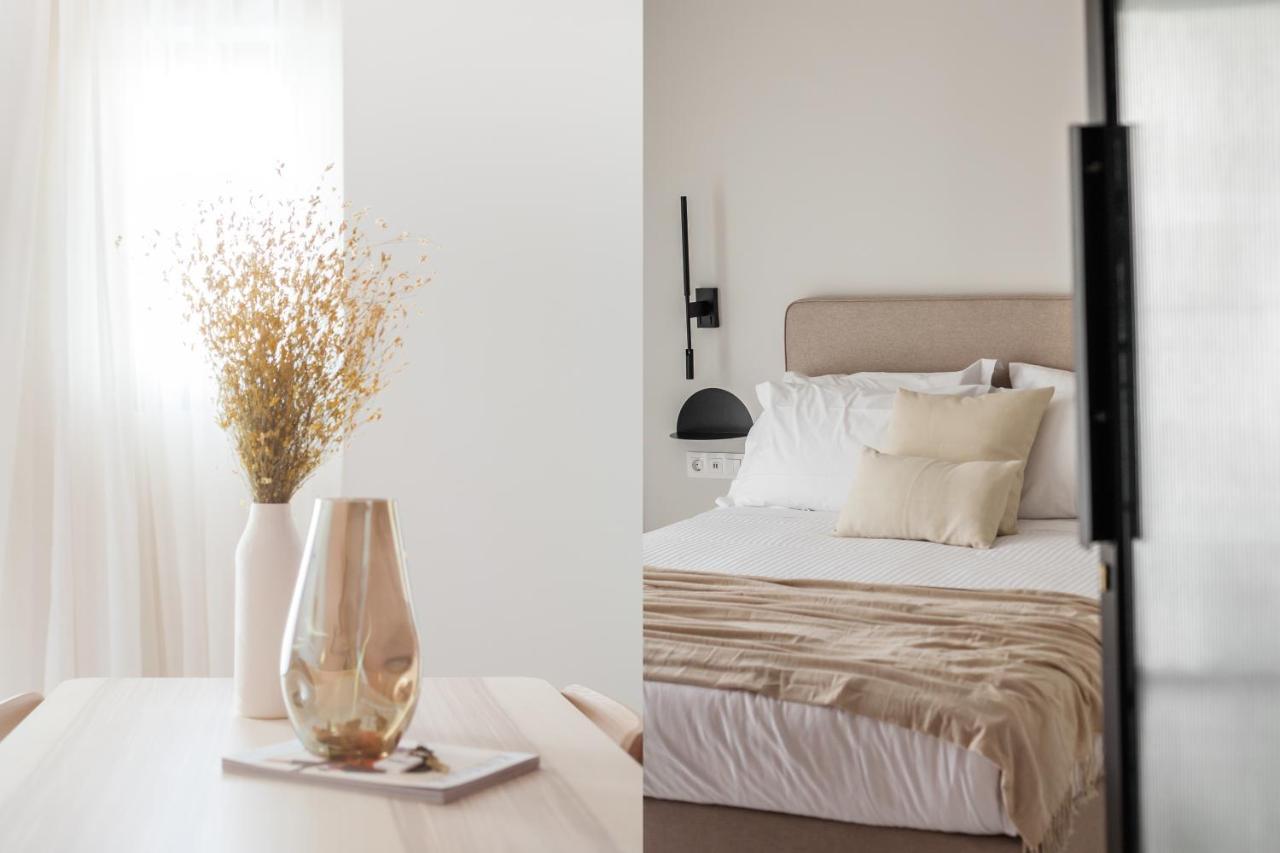 Marvelous 2Br Apartments With Balcony By Upstreet Atenas Exterior foto